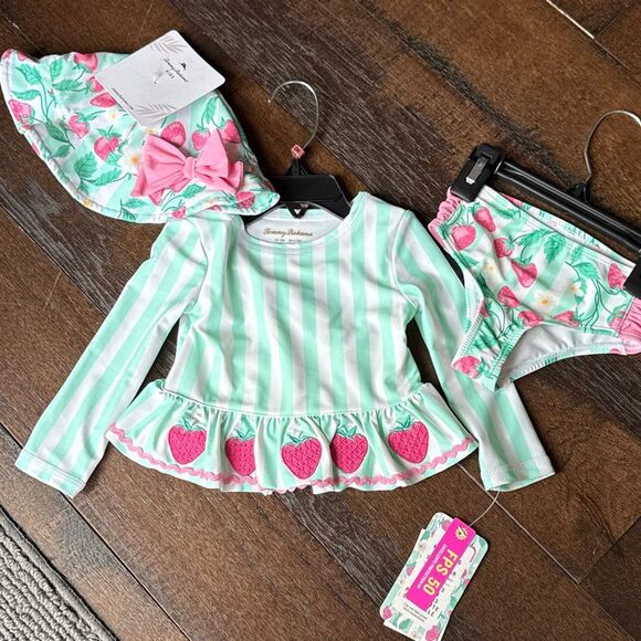 NWT Tommy Bahama baby girls swim suit hat size 12 months strawberries green whit - Picture 1 of 9